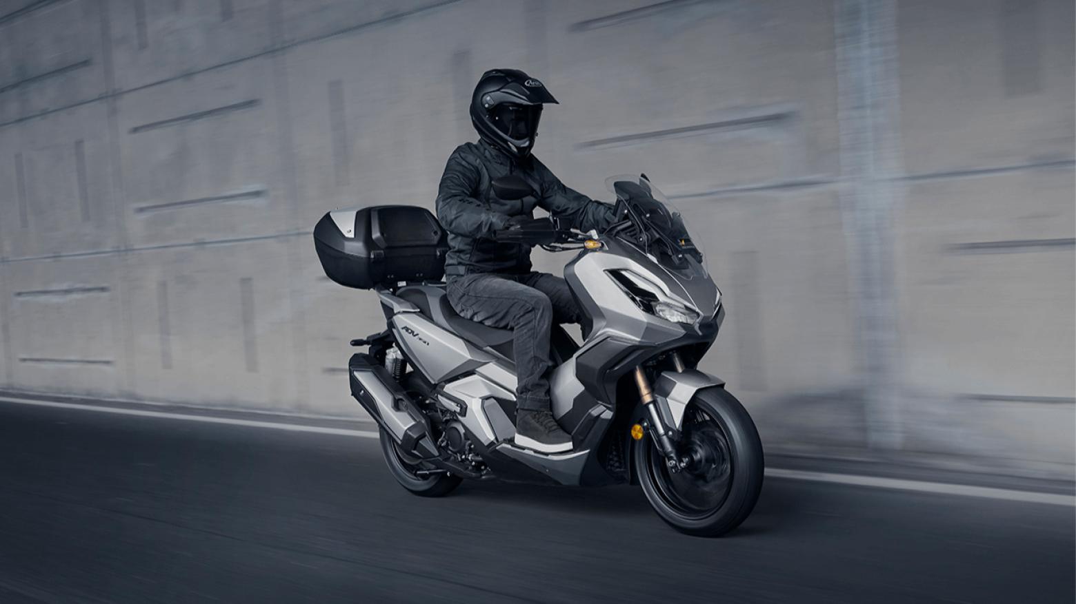 Honda ADV350 - 29.2hp, 31.5Nm tork, 153 km/h en yüksek hız