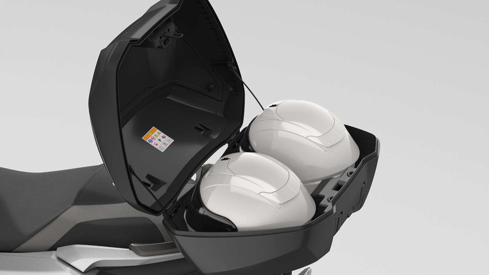 Honda ADV350 - 29.2hp, 31.5Nm tork, 153 km/h en yüksek hız