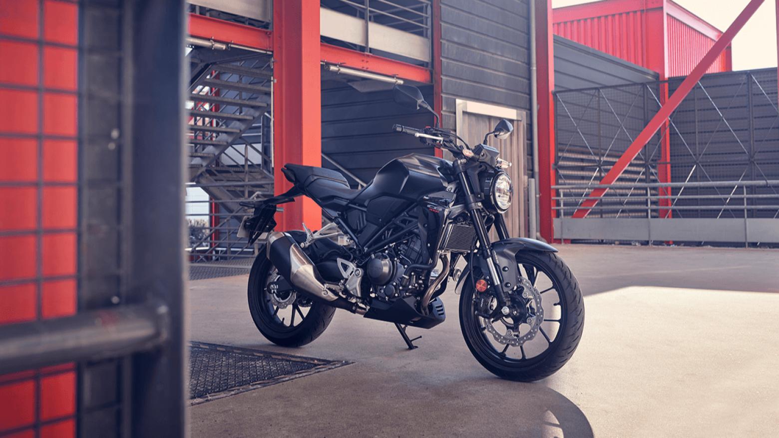 Honda CB250R - 27.6hp, 23Nm tork, 162 km/h en yüksek hız