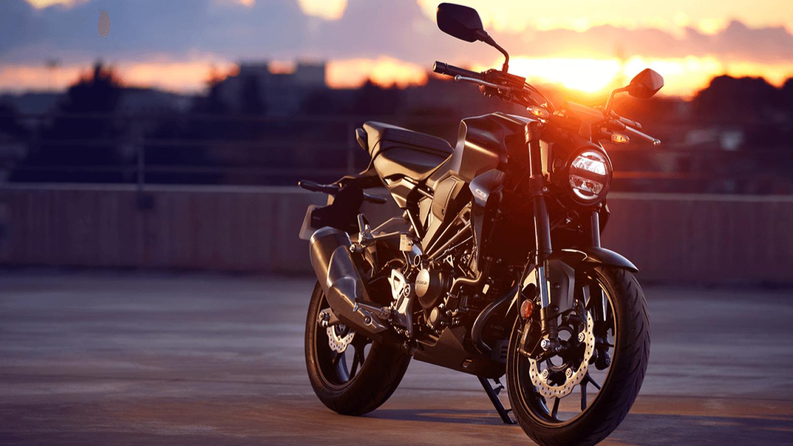 Honda CB250R - 27.6hp, 23Nm tork, 162 km/h en yüksek hız