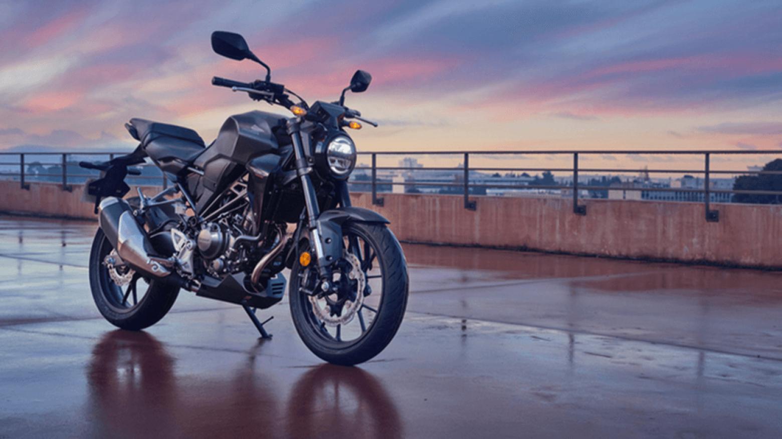 Honda CB250R - 27.6hp, 23Nm tork, 162 km/h en yüksek hız