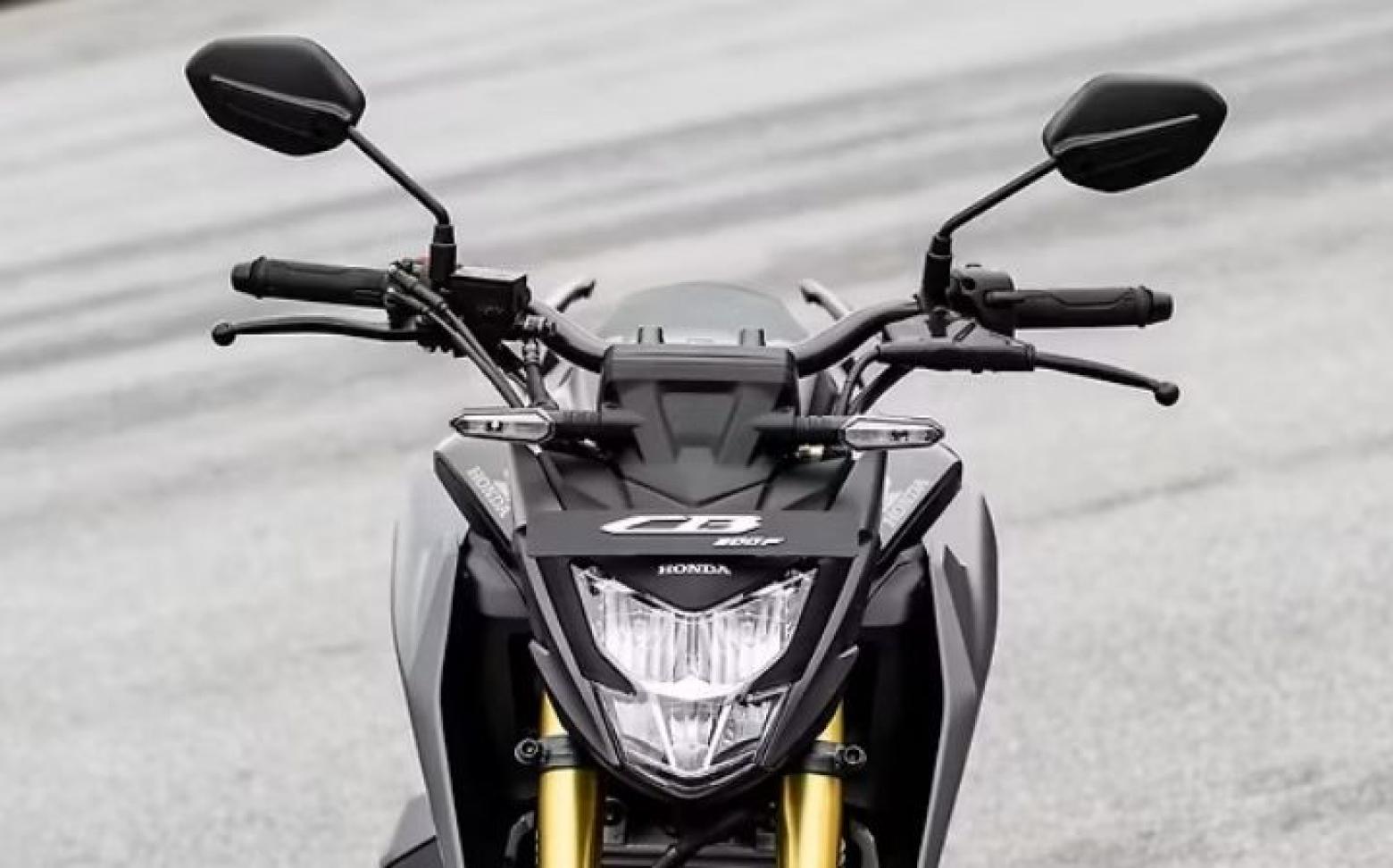 Honda CB300F - 24.1hp, 25.6Nm tork, 155 km/h en yüksek hız