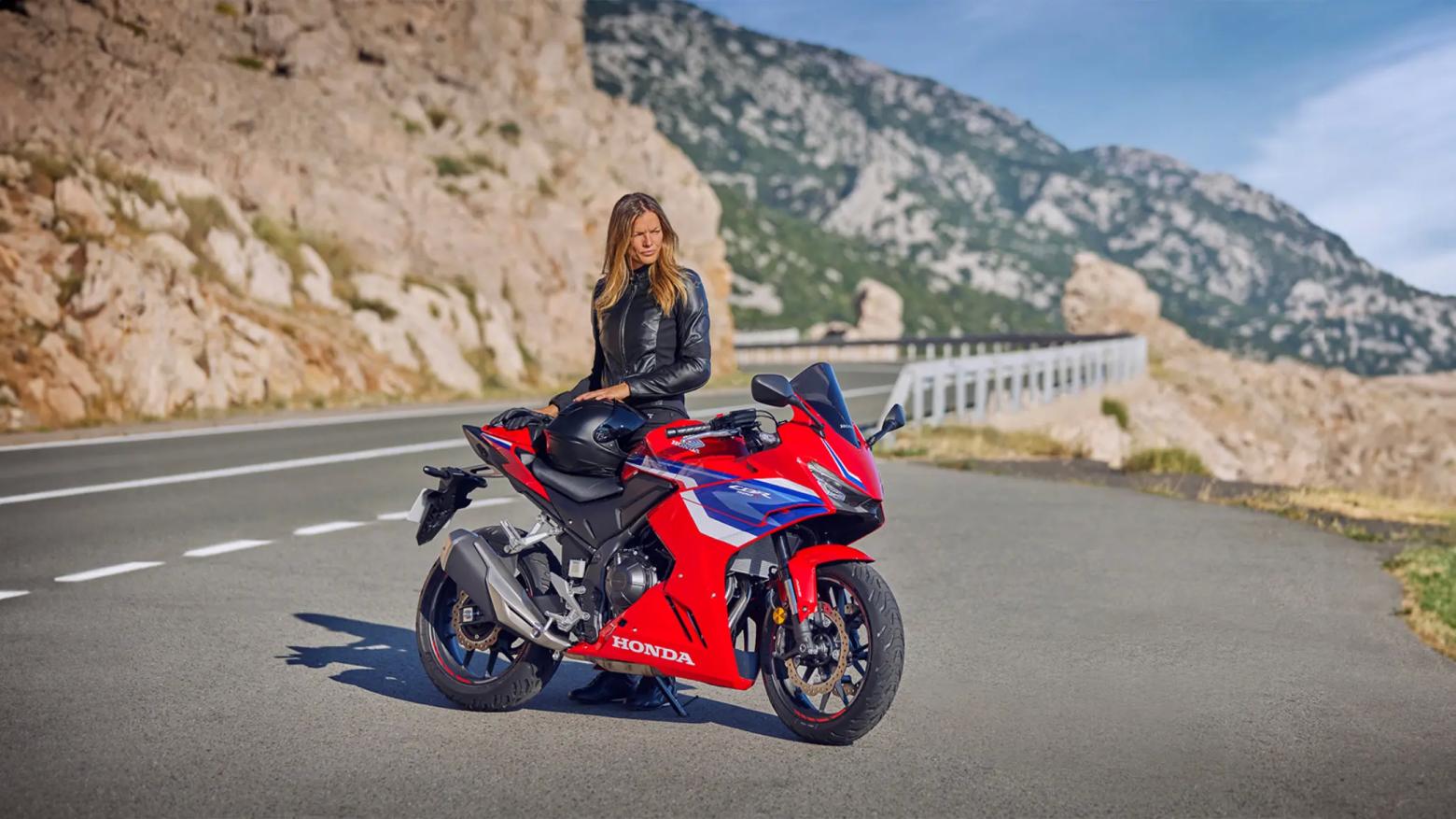 Honda CBR500R - 47hp, 43Nm tork, 220 km/h en yüksek hız