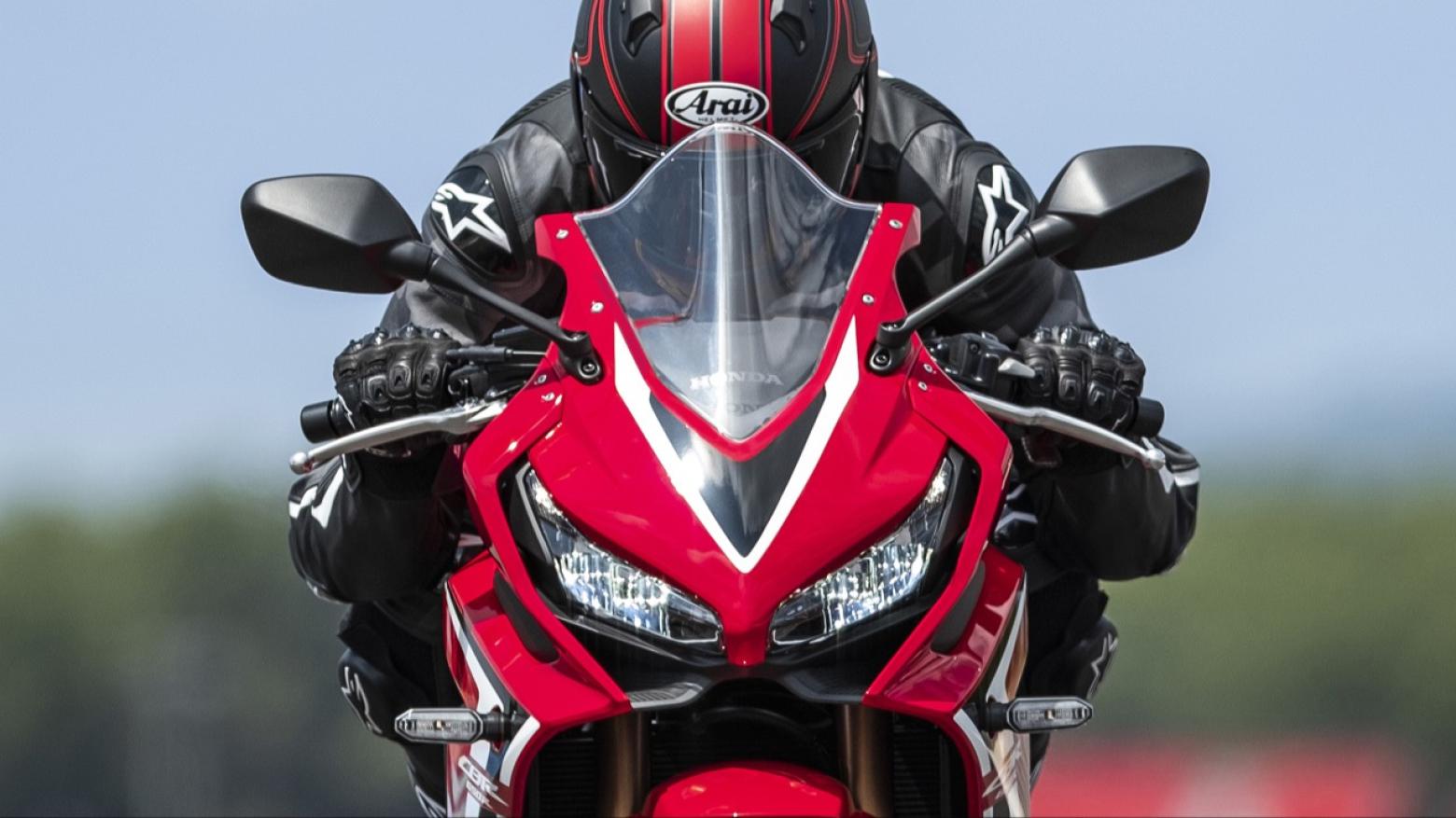 Honda CBR650R - 95.1hp, 63Nm tork, 264 km/h en yüksek hız