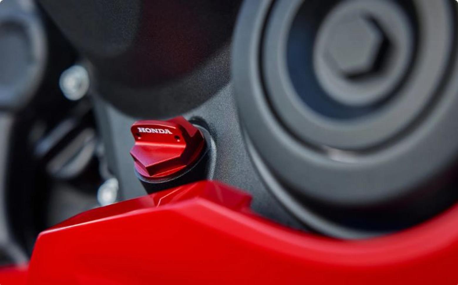 Honda CBR650R - 95.1hp, 63Nm tork, 250 km/h en yüksek hız