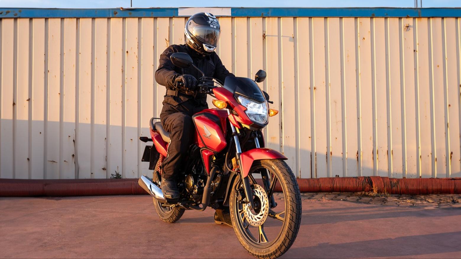 Honda CBR 125 - 13.3hp, 10.4Nm tork, 125 km/h en yüksek hız