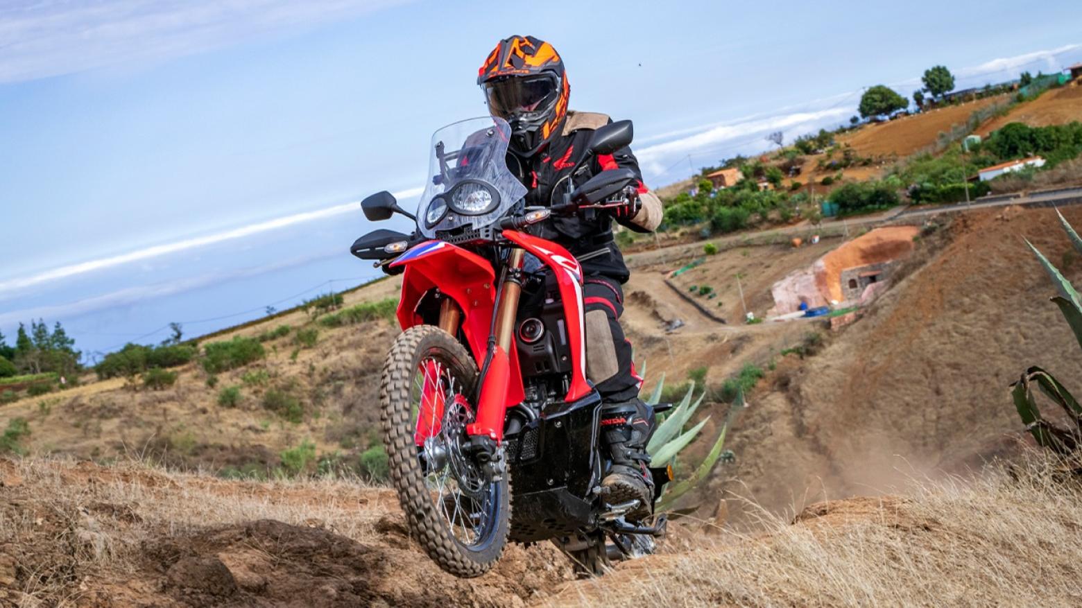 Honda CRF250 Rally - 24hp, 23Nm tork, 137 km/h en yüksek hız