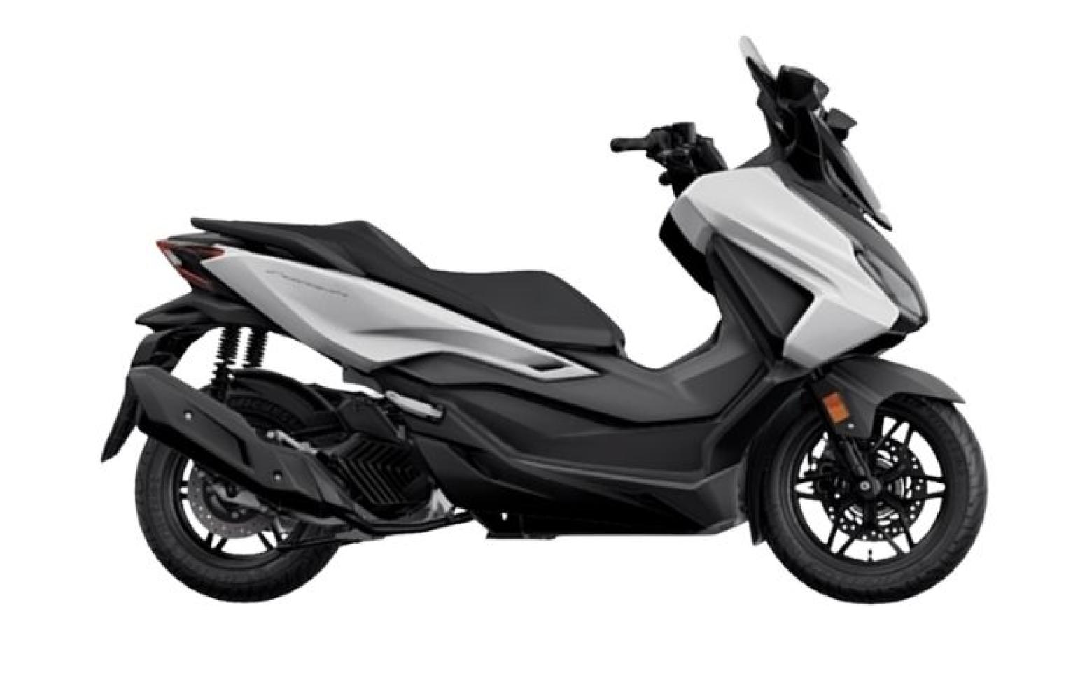 Honda Forza 125 - 14.5hp, 12.3Nm tork, 115 km/h en yüksek hız