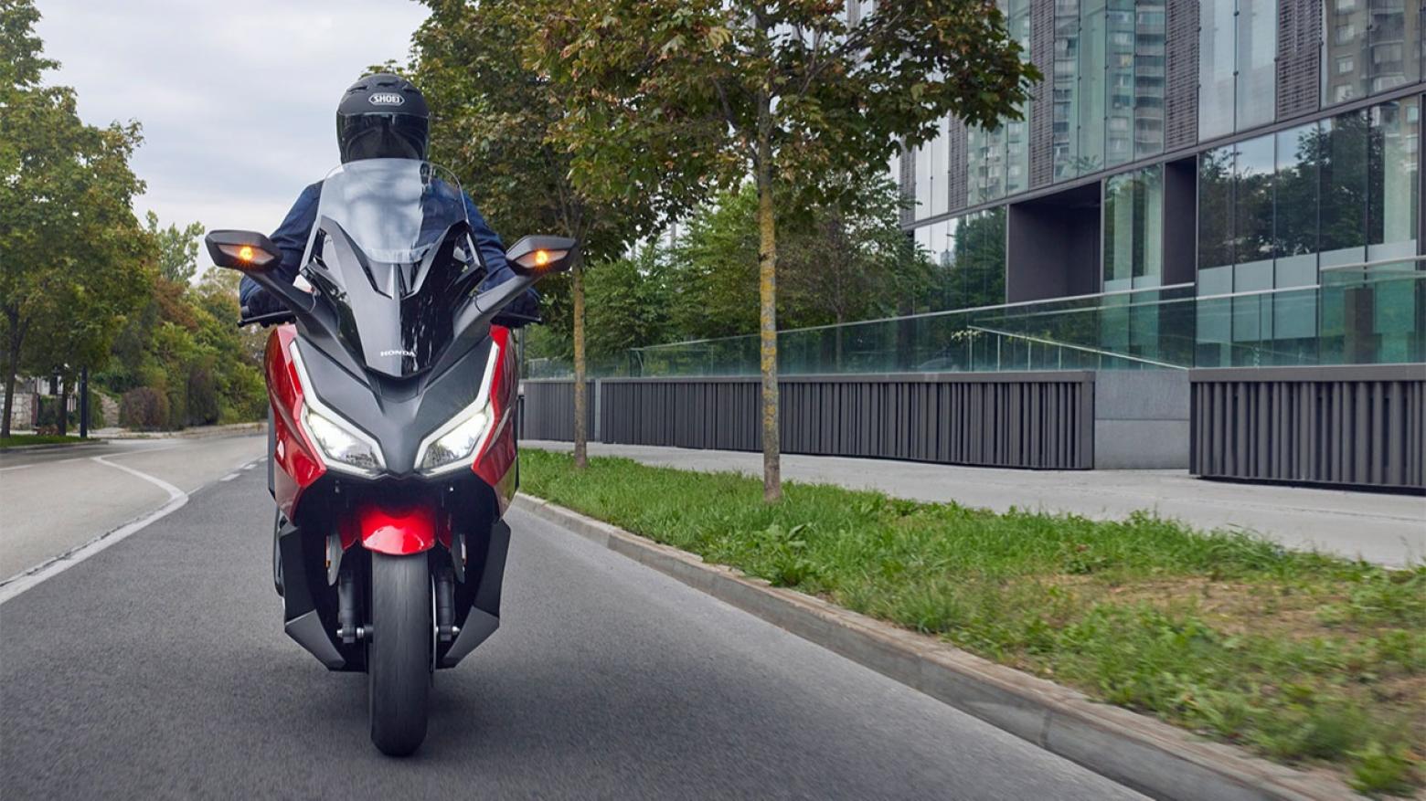 Honda Forza 250 - 23hp, 23.4Nm tork, 150 km/h en yüksek hız