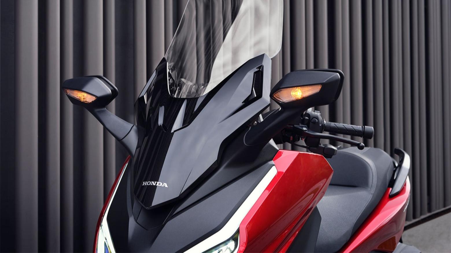 Honda Forza 250 - 23hp, 23.4Nm tork, 150 km/h en yüksek hız