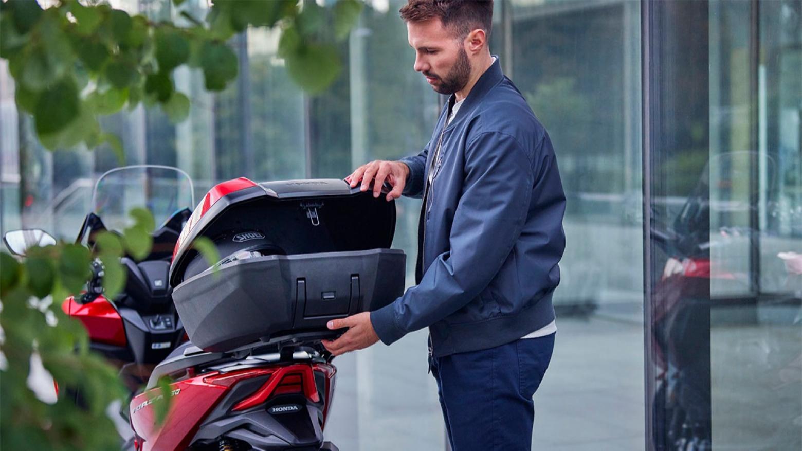 Honda Forza 250 - 23hp, 23.4Nm tork, 150 km/h en yüksek hız