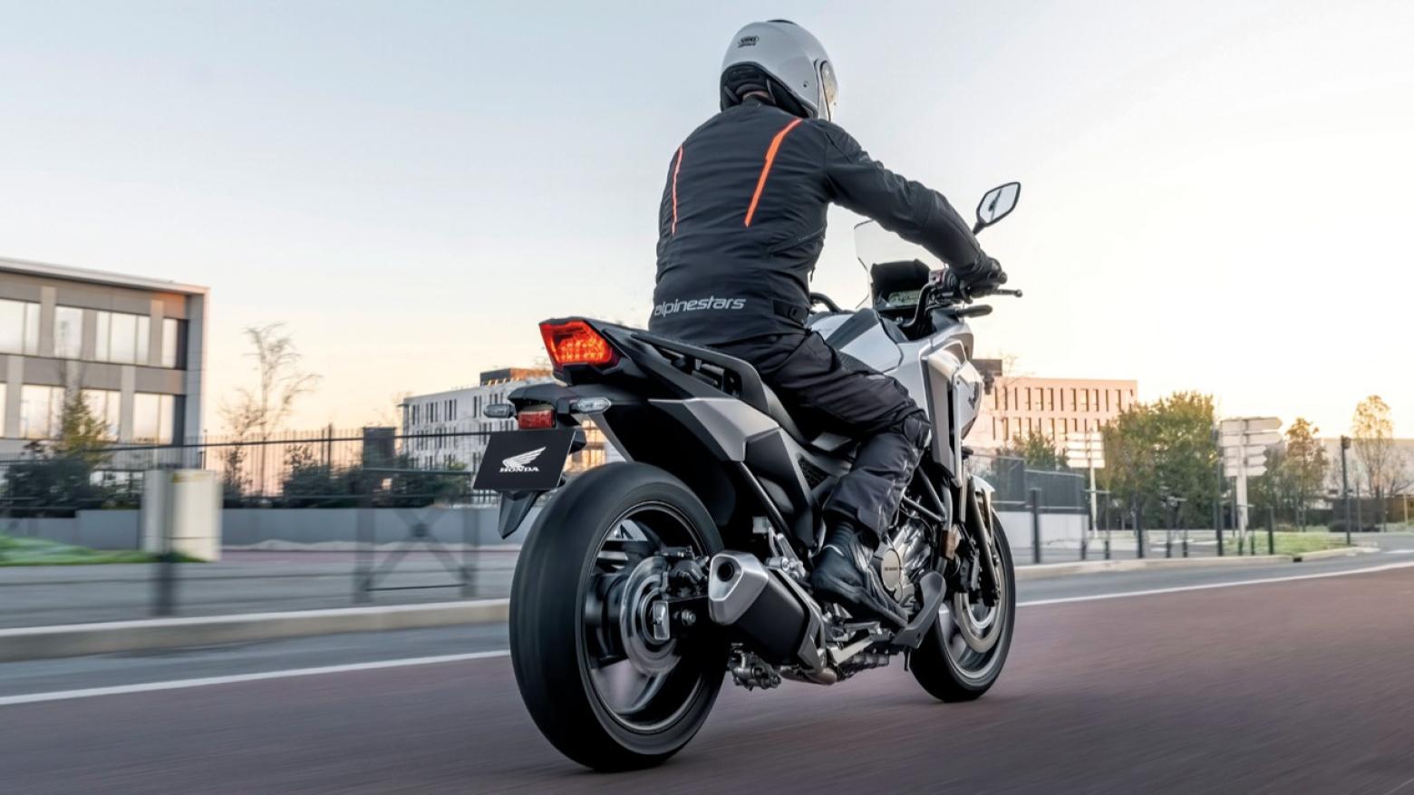 Honda NC750X - 58.5hp, 69Nm tork, 200 km/h en yüksek hız