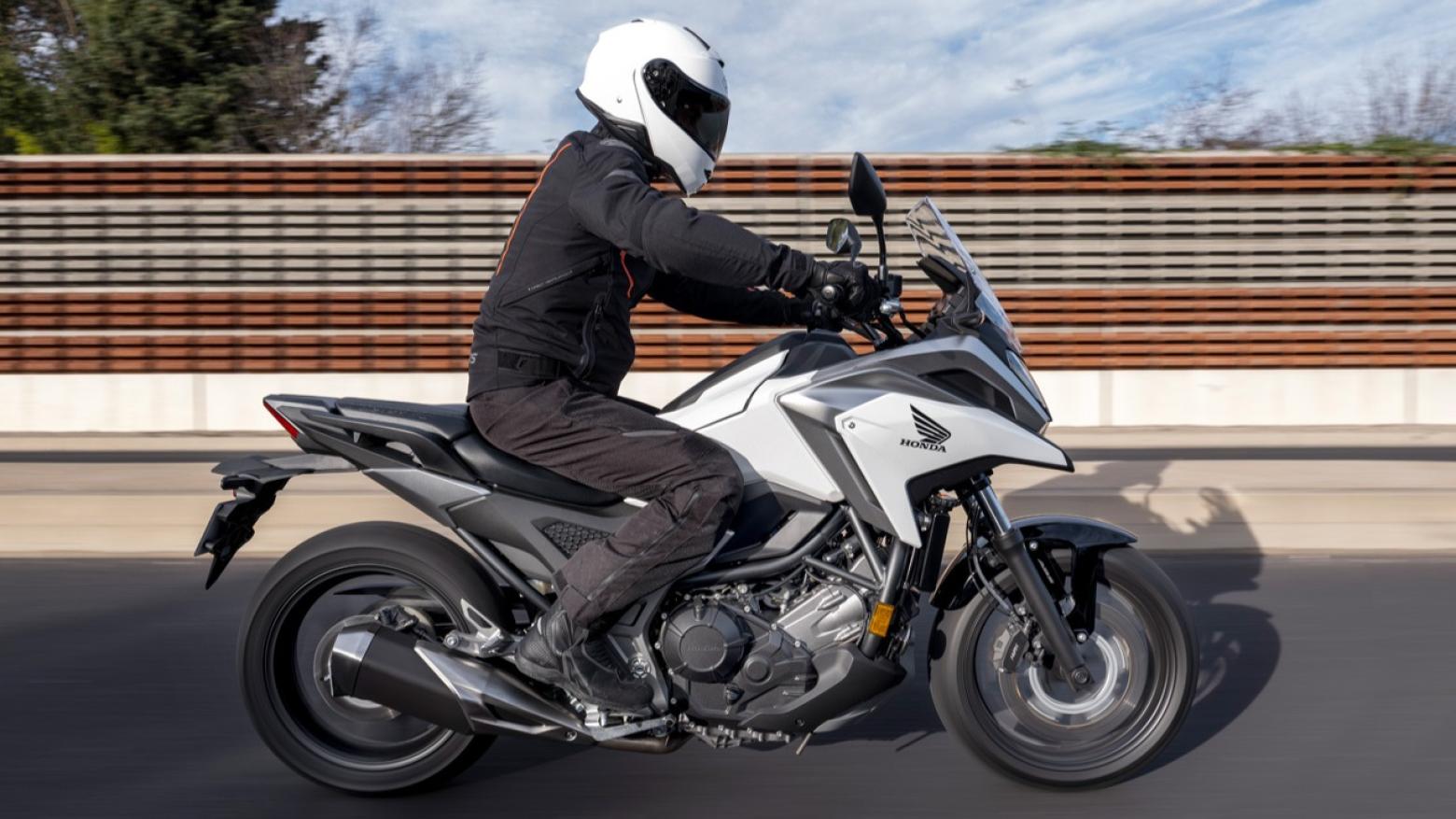 Honda NC750X - 58.5hp, 69Nm tork, 200 km/h en yüksek hız