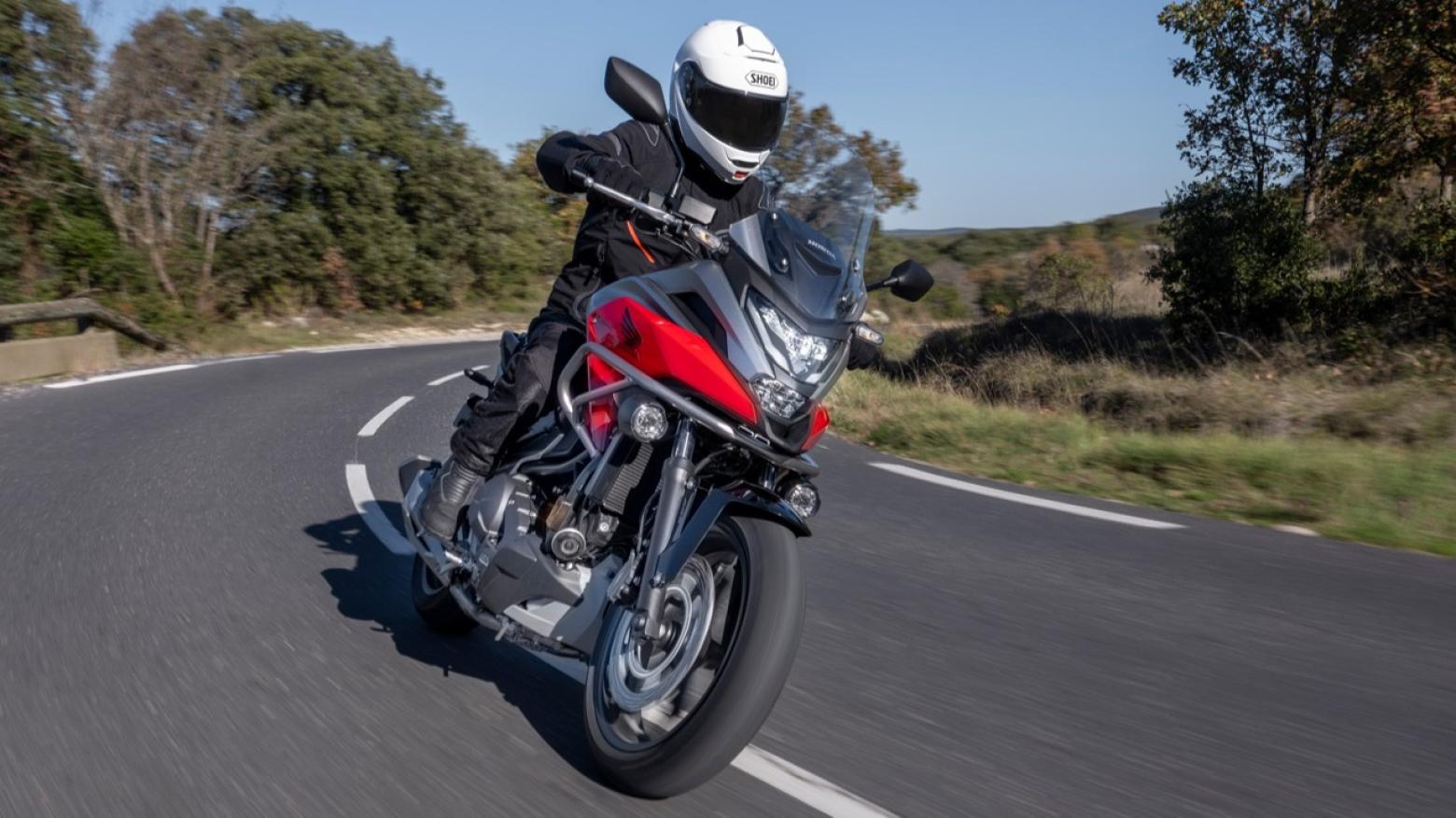 Honda NC750X - 58.5hp, 69Nm tork, 200 km/h en yüksek hız