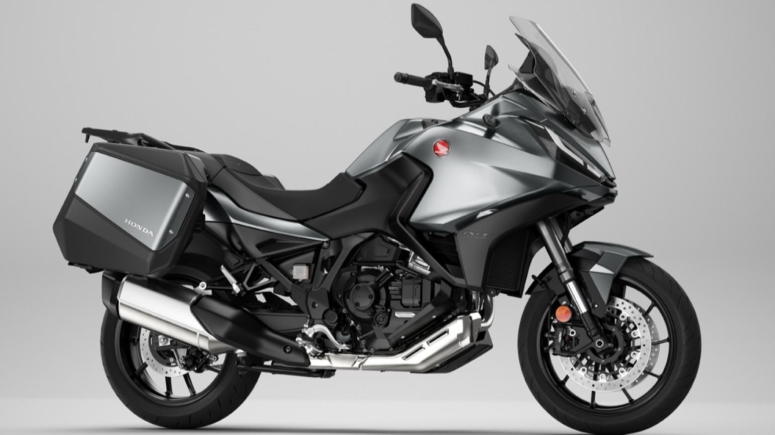 Honda NT1100 - 102hp, 104Nm tork, 215 km/h en yüksek hız