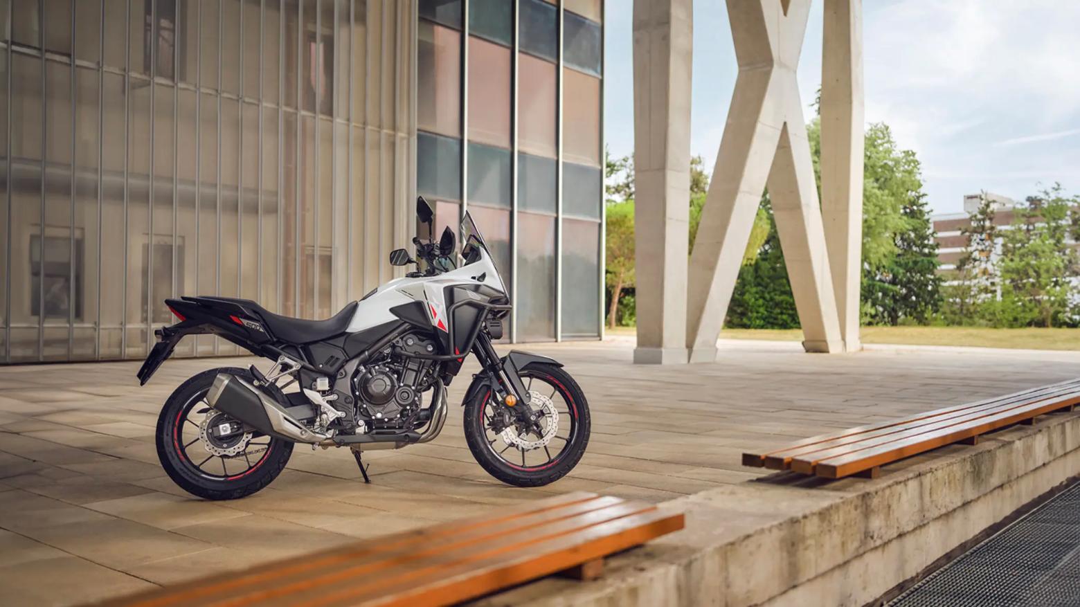 Honda NX500 - 47hp, 43Nm tork, 185 km/h en yüksek hız