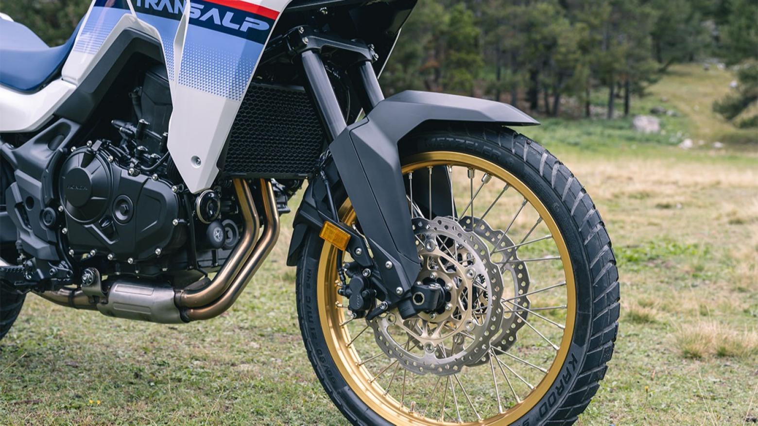 Honda Transalp XL750 - 92hp, 75Nm tork, 203 km/h en yüksek hız