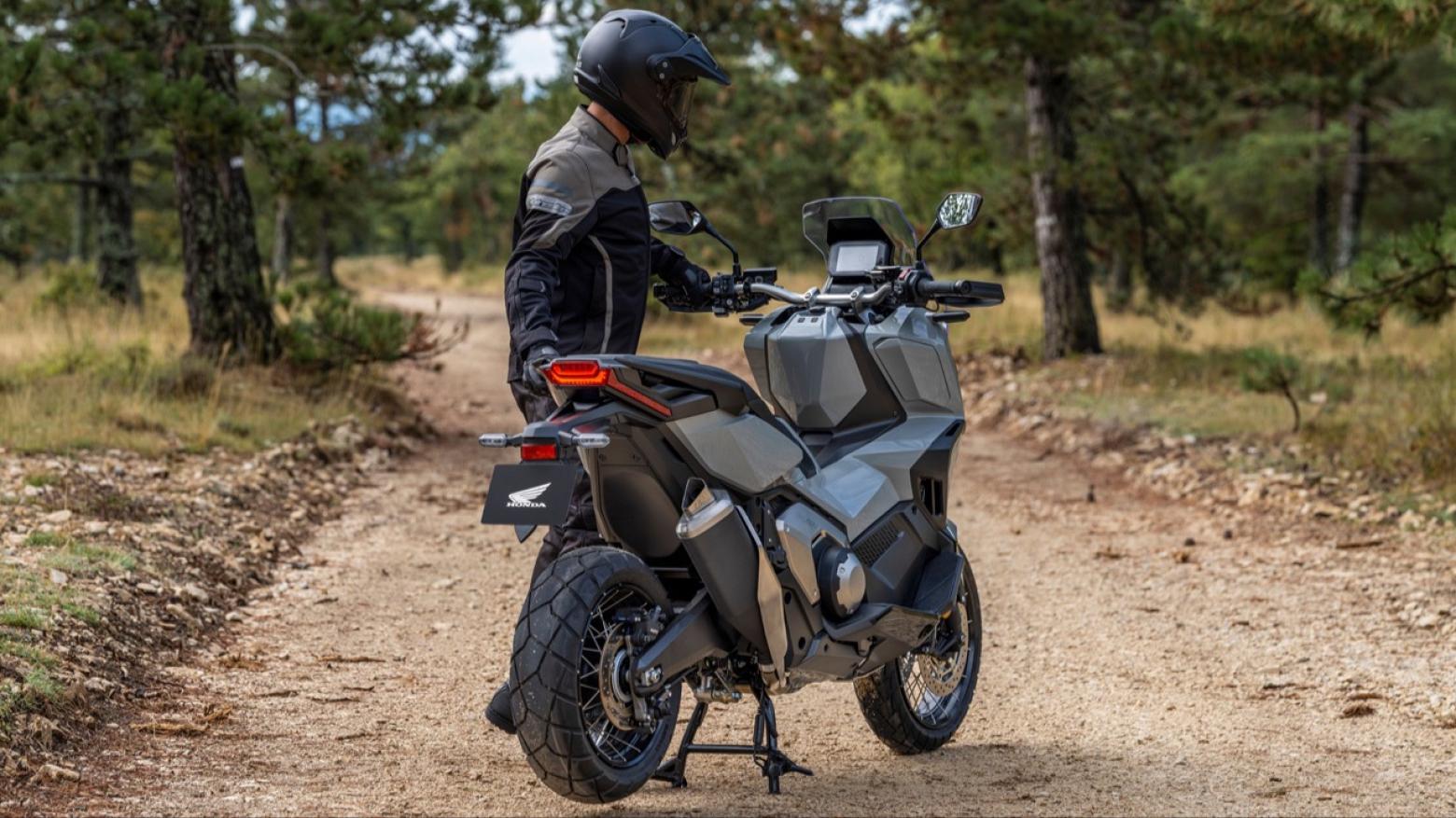 Honda X-ADV 745 - 58.5hp, 69Nm tork, 173 km/h en yüksek hız