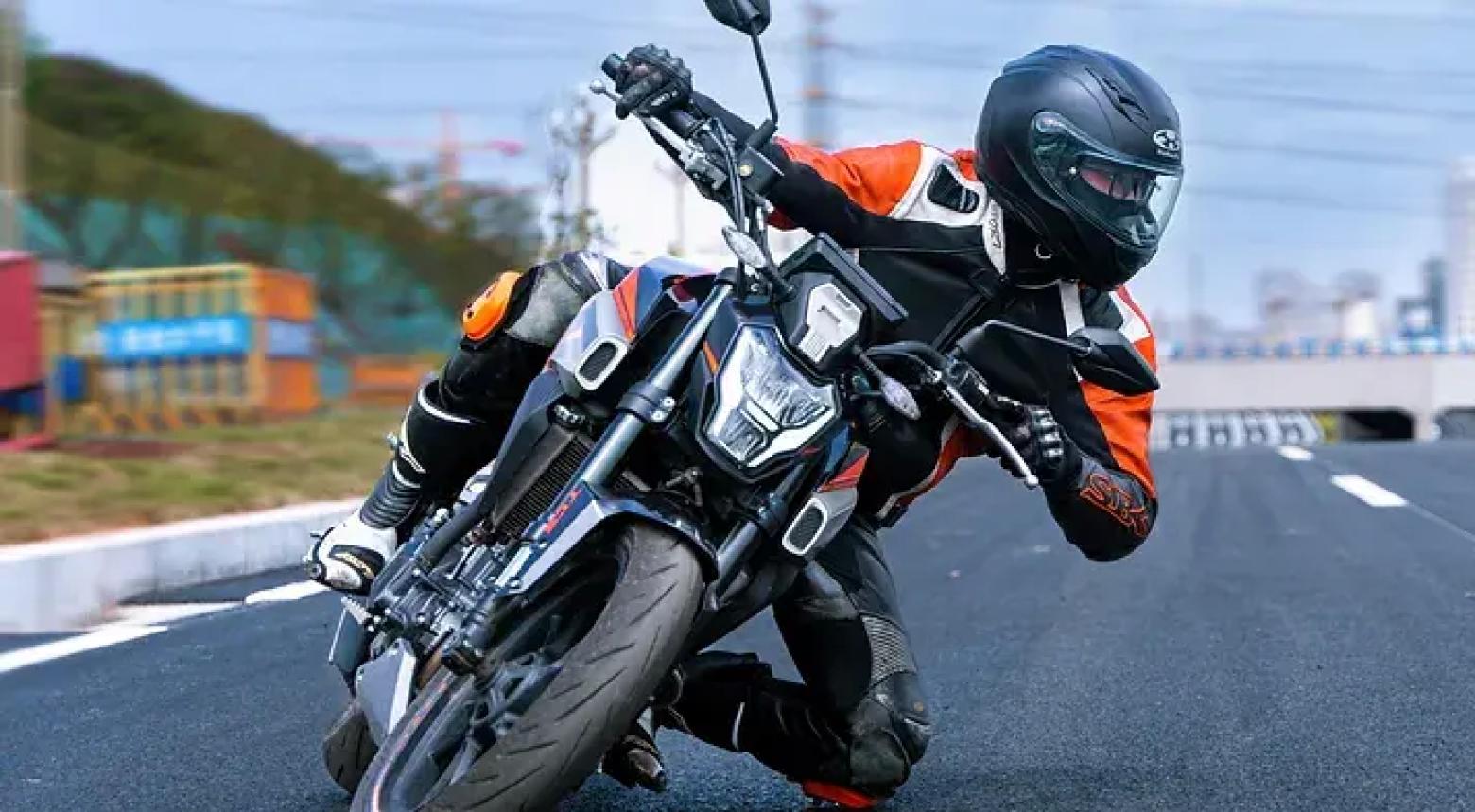 Kove 321R - 39.5hp, 29Nm tork, 175 km/h en yüksek hız