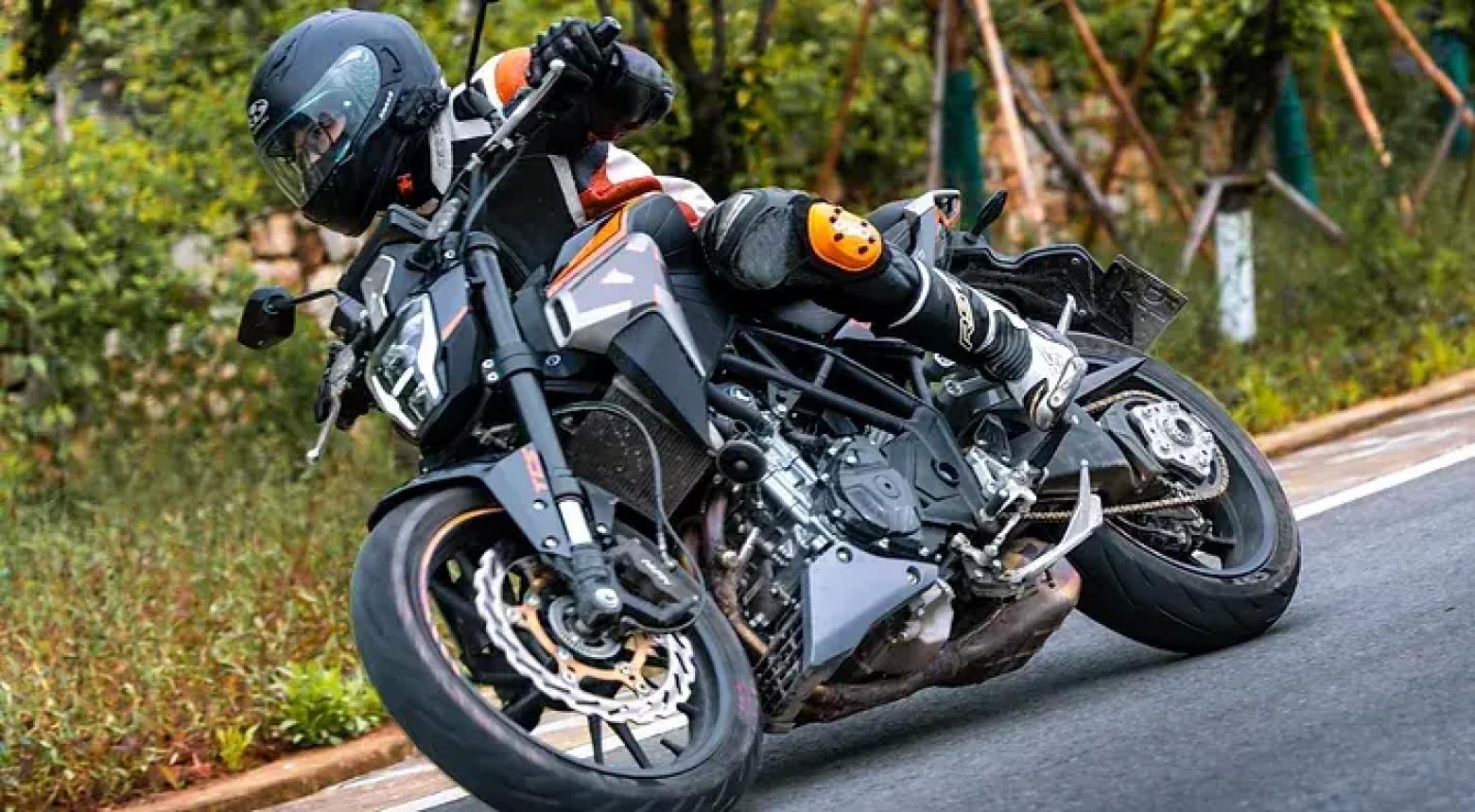 Kove 321R - 39.5hp, 29Nm tork, 175 km/h en yüksek hız