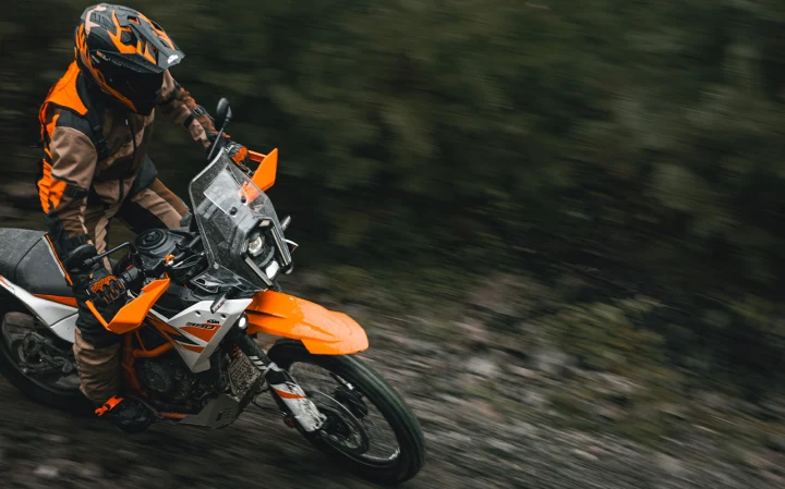 KTM 390 Adventure R - 44hp, 39Nm tork, 160 km/h en yüksek hız