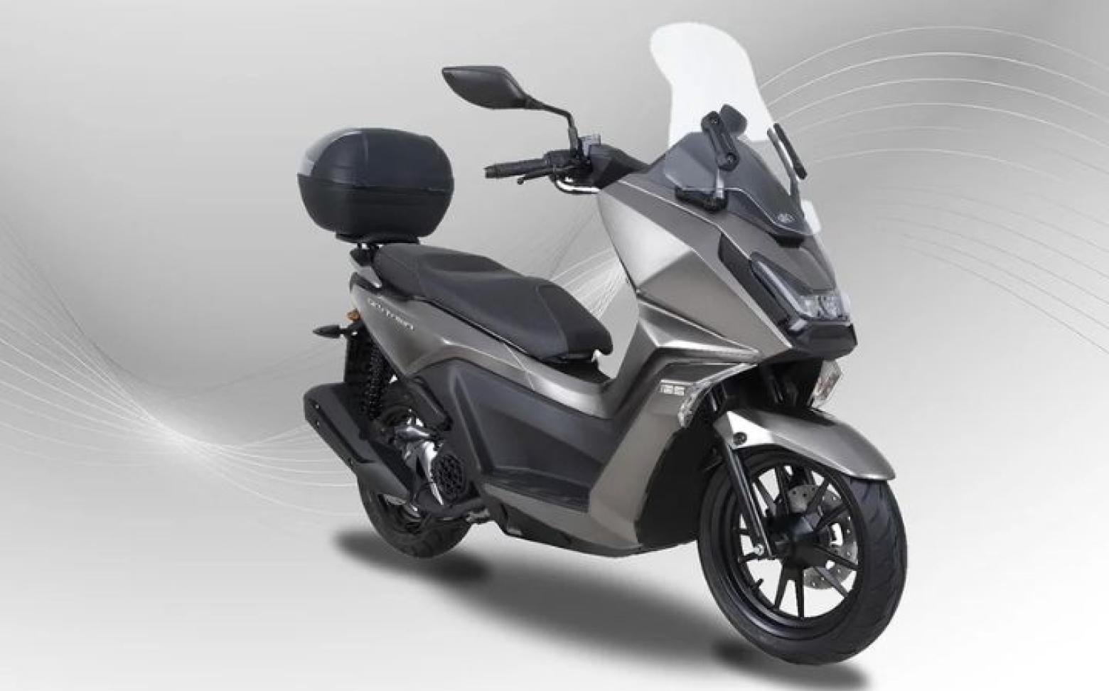 Kymco Sky Town 125 - 11.1hp, 10.6Nm tork, 100 km/h en yüksek hız