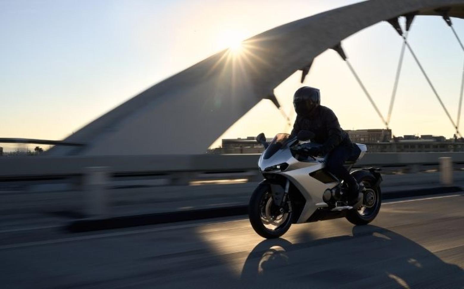 Norton MANX R 1200 - 206hp, 130Nm tork, 300 km/h en yüksek hız