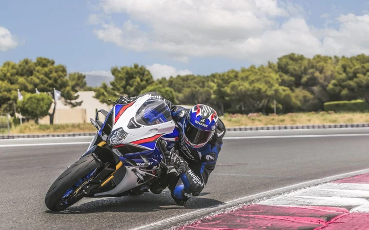SUZUKİ 2027 GSX-R1000R - 143hp, 110Nm tork, 299 km/h en yüksek hız