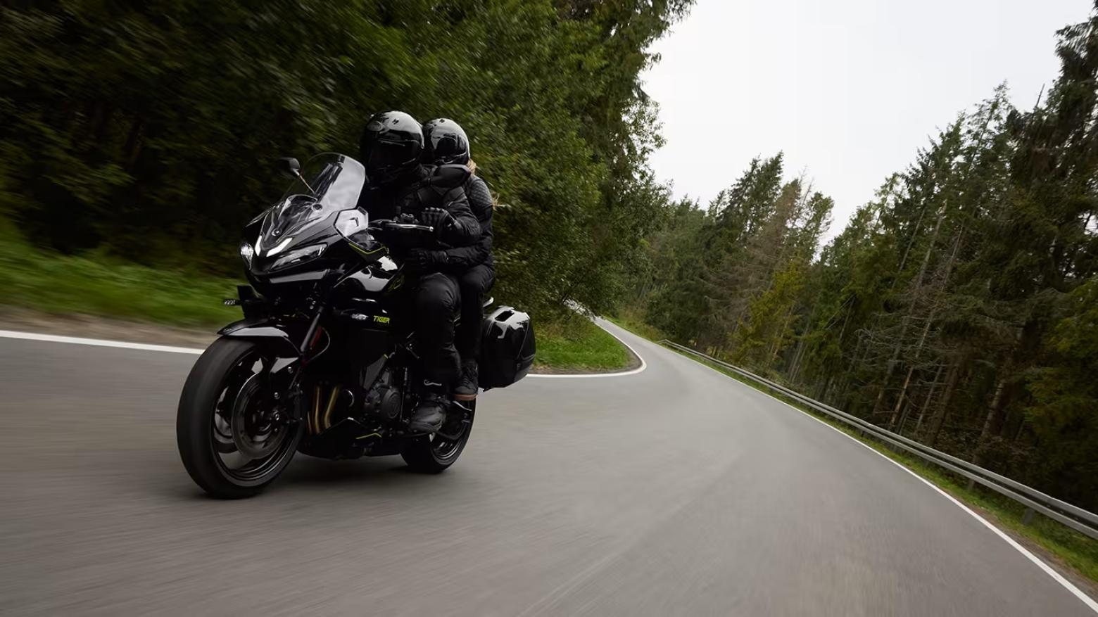 Triumph Tiger Sport 800 - 115hp, 83Nm tork, 230 km/h en yüksek hız