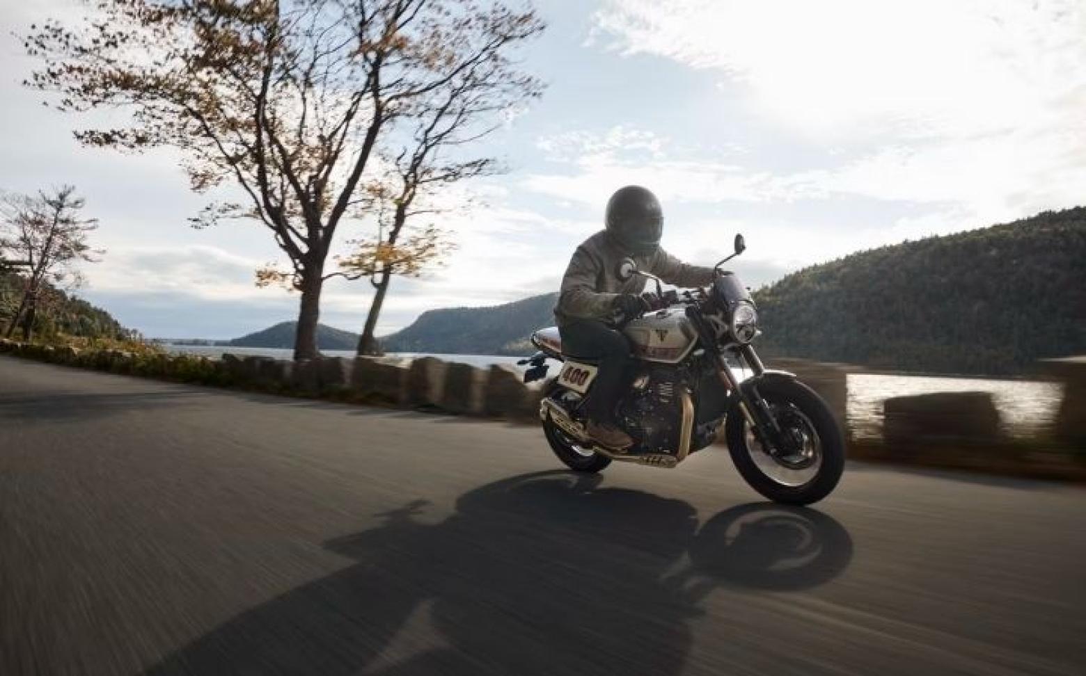 Triumph Tracker 400 - 41.4hp, 37.5Nm tork, 180 km/h en yüksek hız