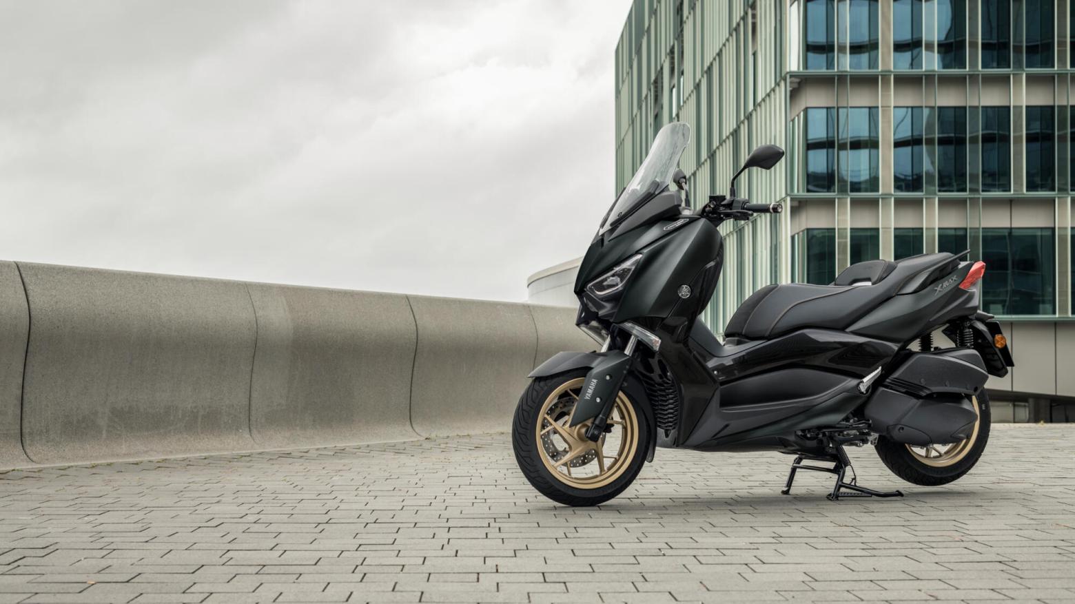 Yamaha 2022 XMAX 250 Tech MAX - 22.5hp, 24.3Nm tork, 158 km/h en yüksek hız