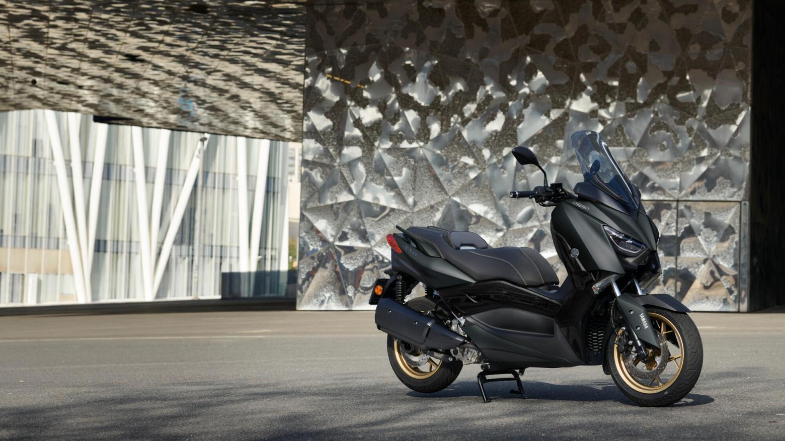 Yamaha 2022 XMAX 250 Tech MAX - 22.5hp, 24.3Nm tork, 158 km/h en yüksek hız