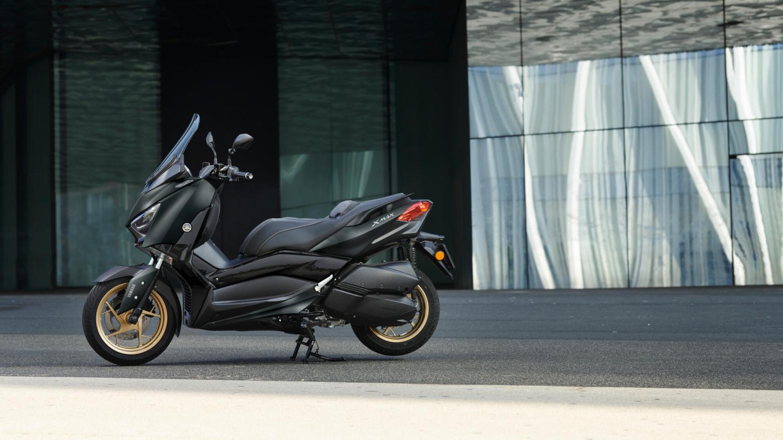 Yamaha 2022 XMAX 250 Tech MAX - 22.5hp, 24.3Nm tork, 158 km/h en yüksek hız