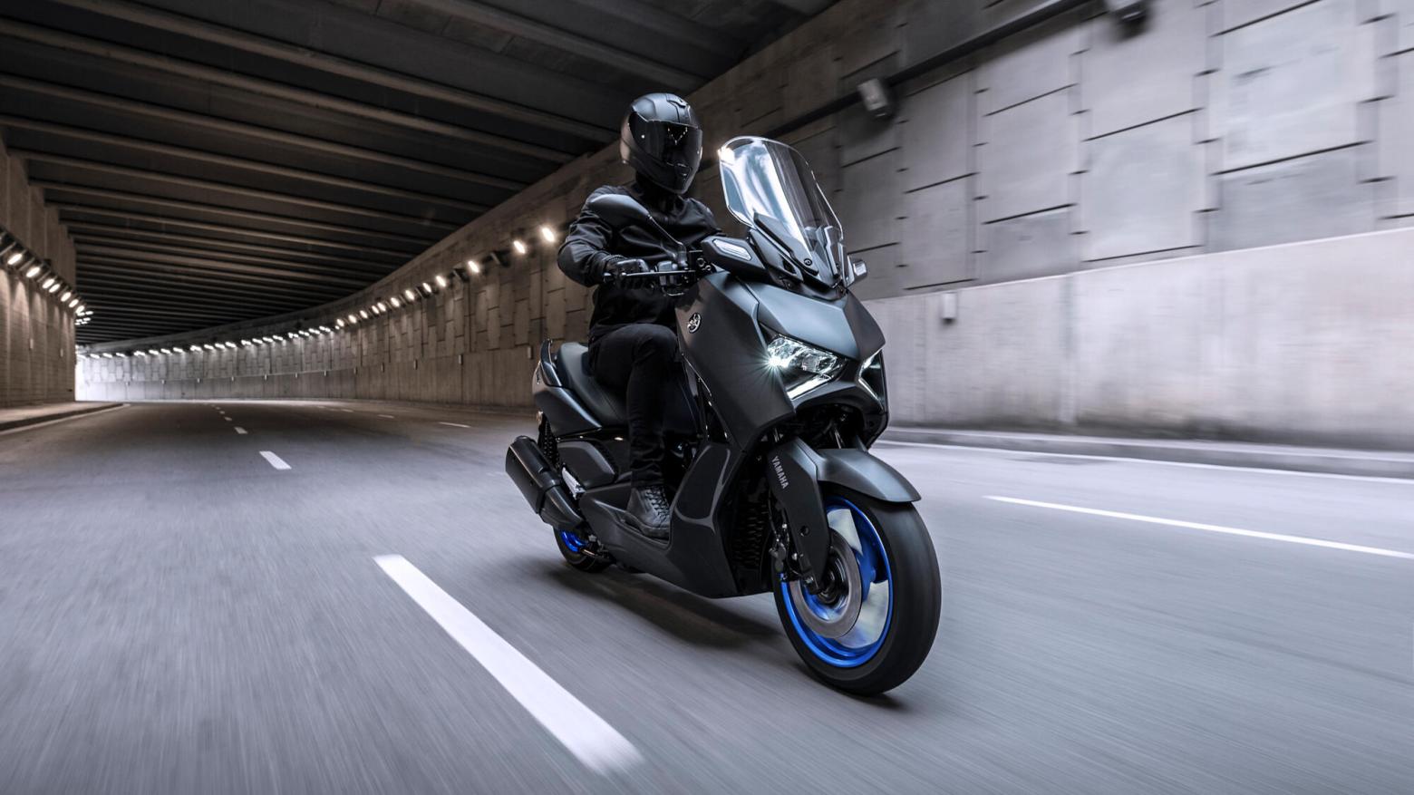 Yamaha  XMAX 250 - 22.5hp, 24.3Nm tork, 158 km/h en yüksek hız