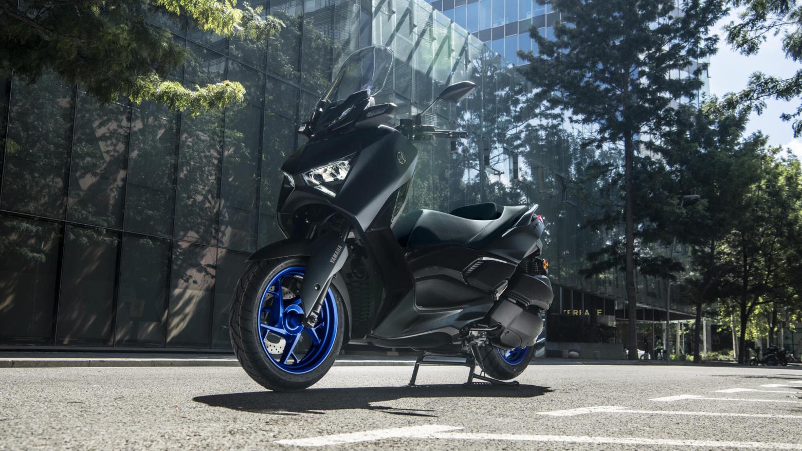 Yamaha  XMAX 250 - 22.5hp, 24.3Nm tork, 158 km/h en yüksek hız