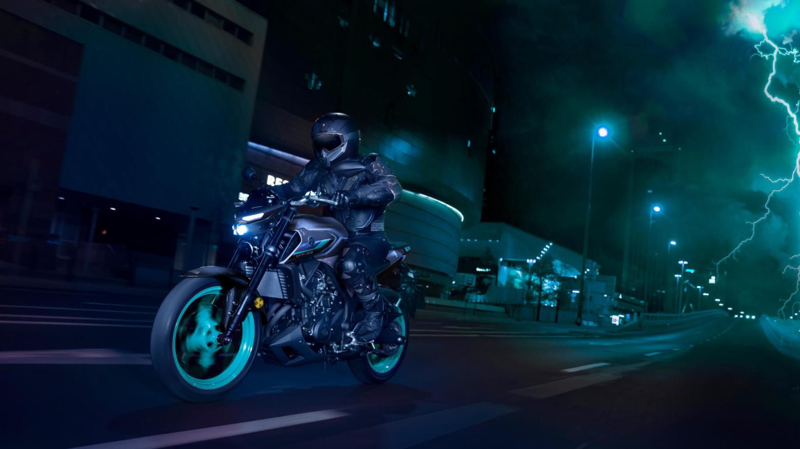 YAMAHA MT-03 - 42hp, 29.6Nm tork, 180 km/h en yüksek hız