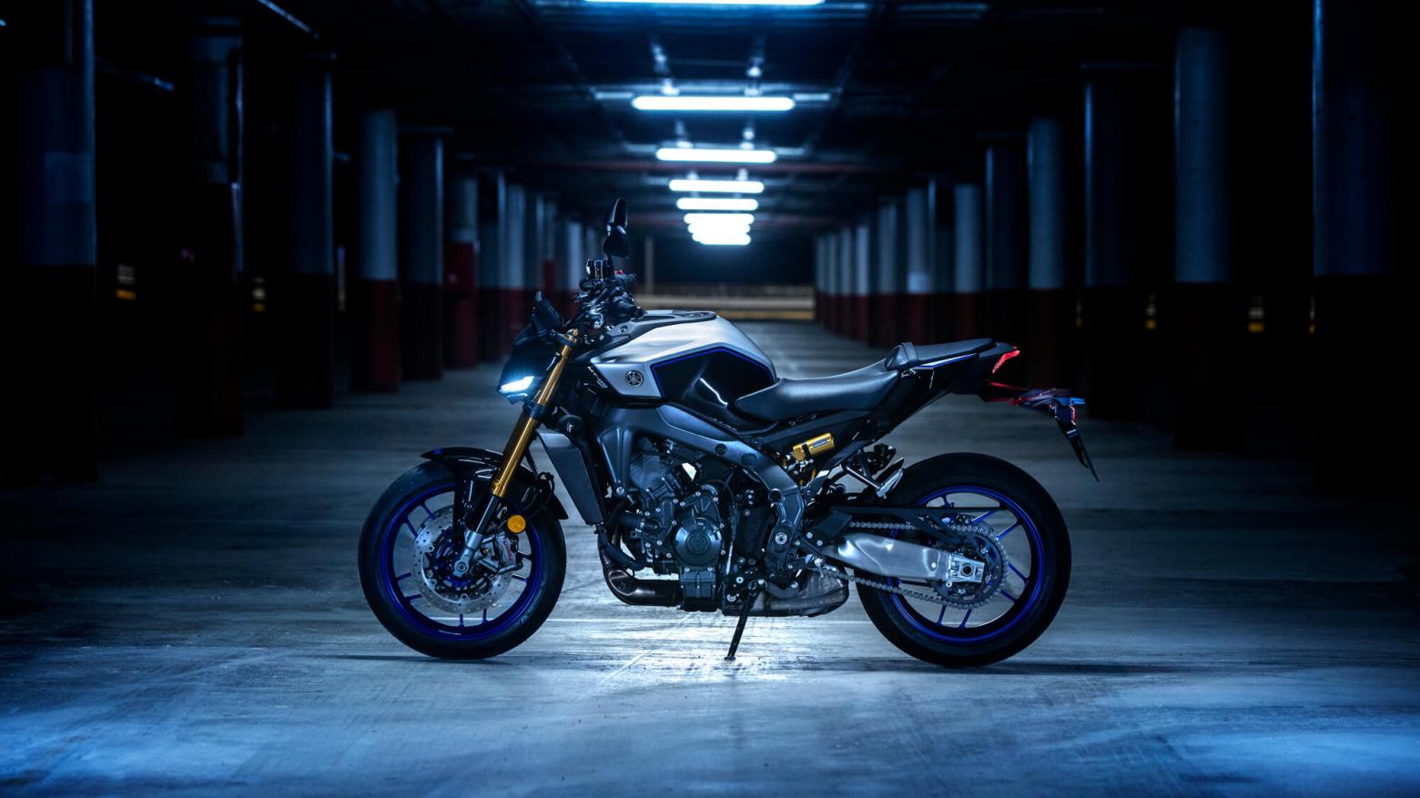 YAMAHA MT-09 - 119hp, 93Nm tork, 250 km/h en yüksek hız