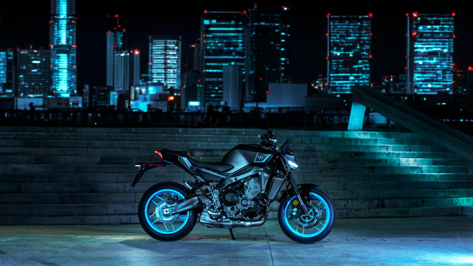 YAMAHA MT-09 - 117.3hp, 93Nm tork, 270 km/h en yüksek hız