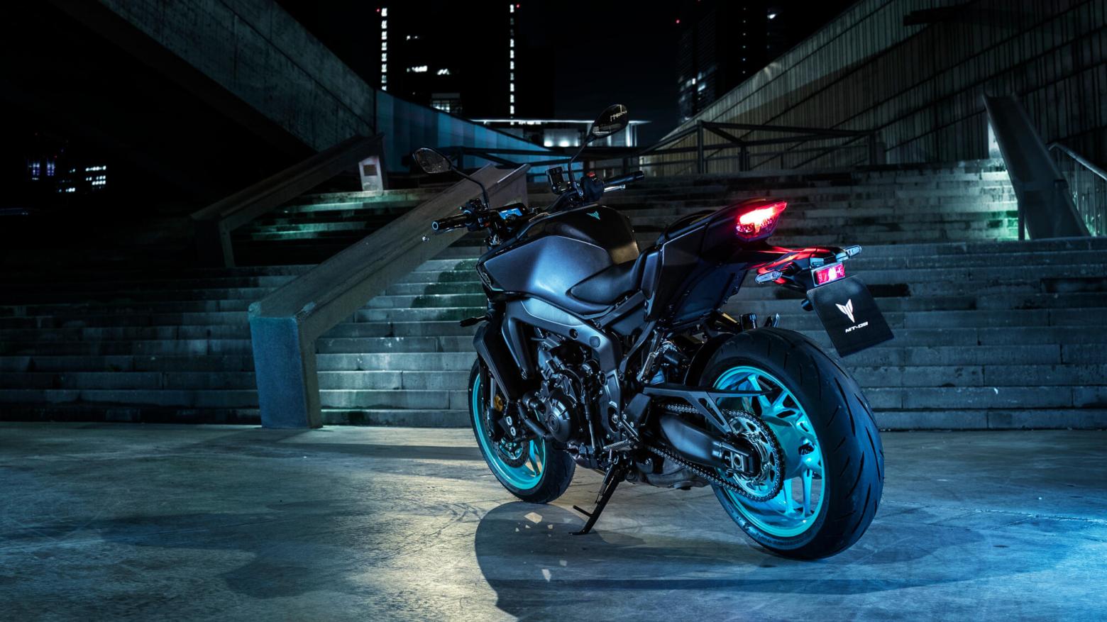 YAMAHA MT-09 - 117.3hp, 93Nm tork, 270 km/h en yüksek hız
