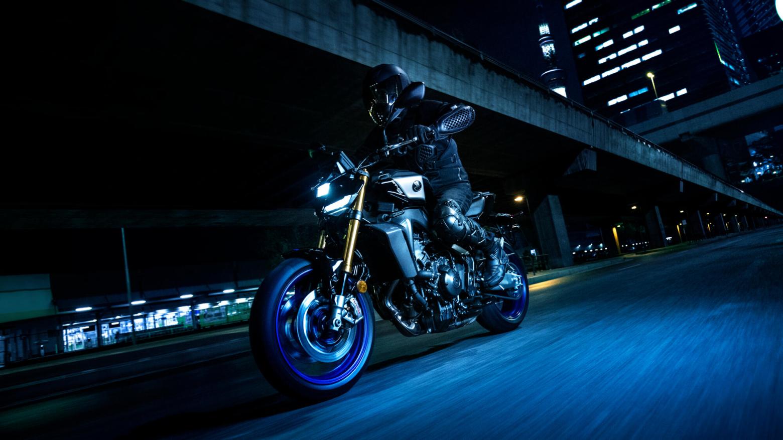 YAMAHA MT-09 - 119hp, 93Nm tork, 250 km/h en yüksek hız