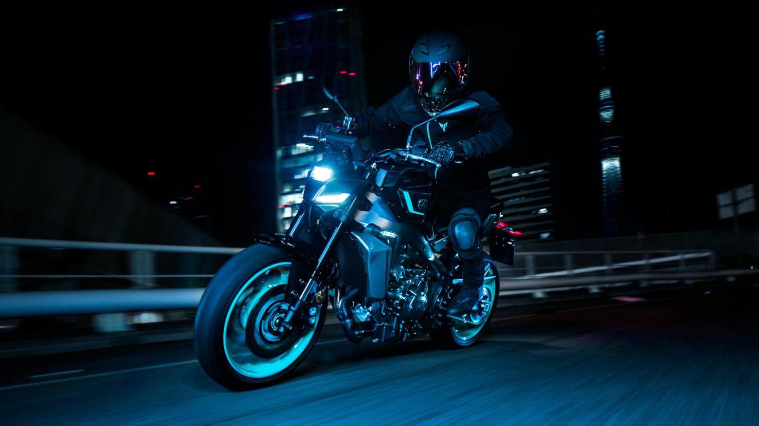 YAMAHA MT-09 - 117.3hp, 93Nm tork, 270 km/h en yüksek hız