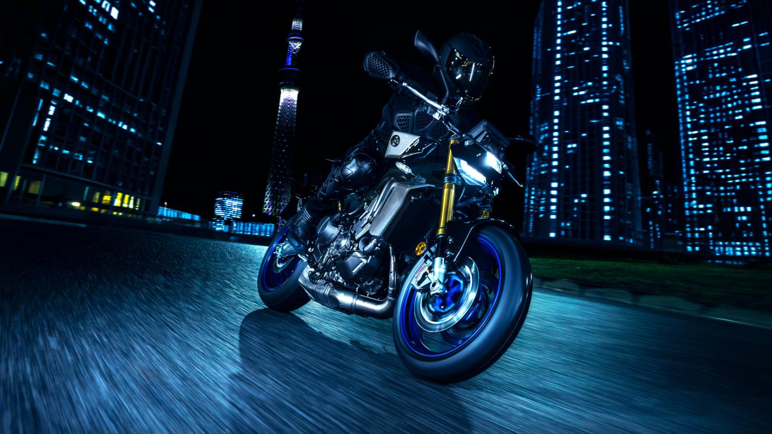 YAMAHA MT-09 SP - 117.3hp, 93Nm tork, 280 km/h en yüksek hız