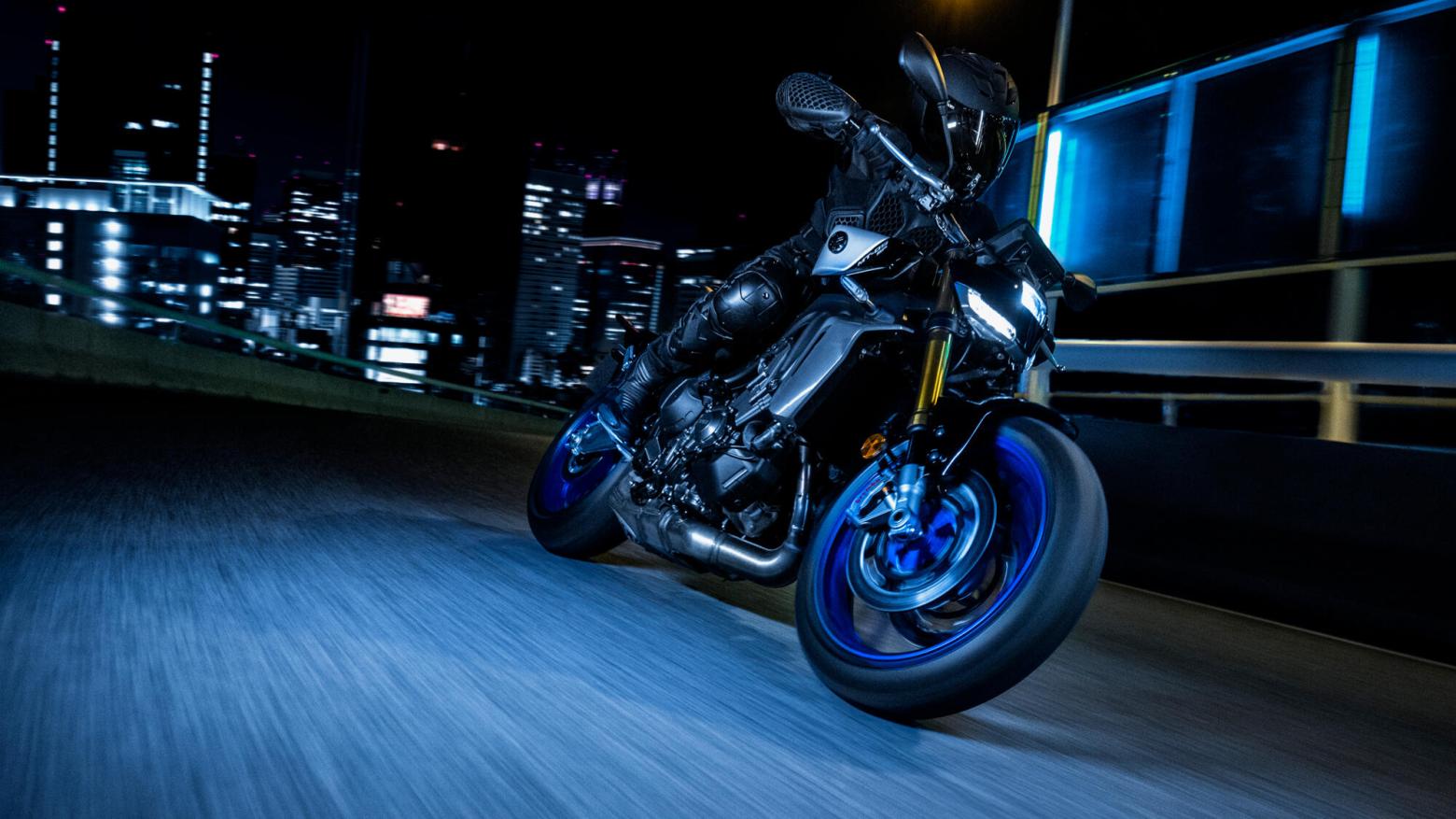 YAMAHA MT-09 SP - 119hp, 93Nm tork, 250 km/h en yüksek hız