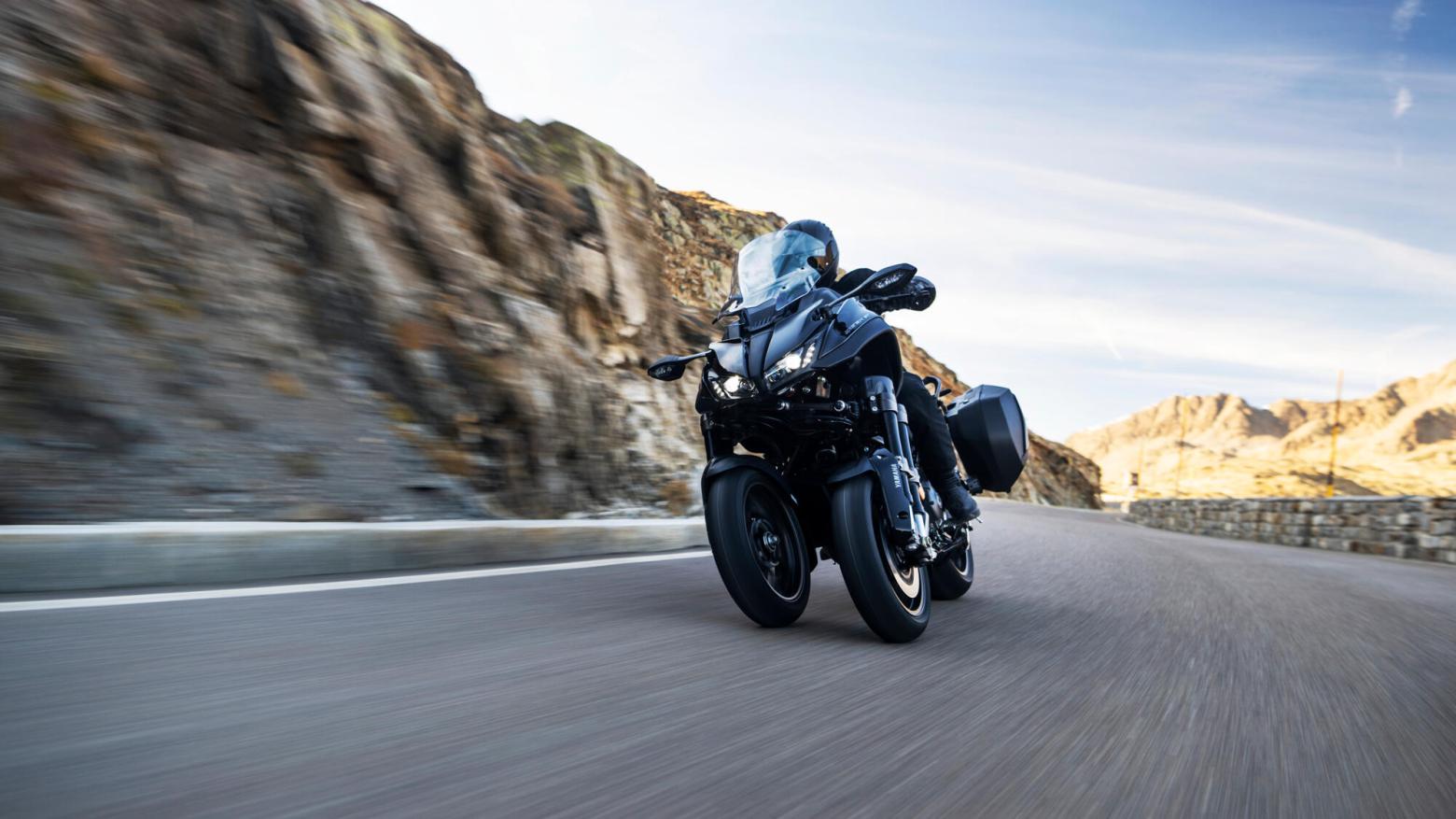 Yamaha Niken GT - 115hp, 90.7Nm tork, 240 km/h en yüksek hız