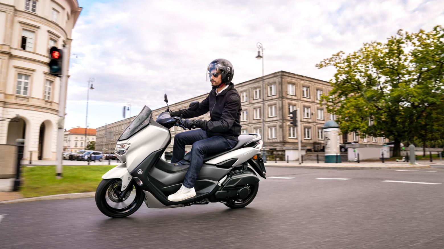 Yamaha NMAX125 - 12.2hp, 11.2Nm tork, 120 km/h en yüksek hız