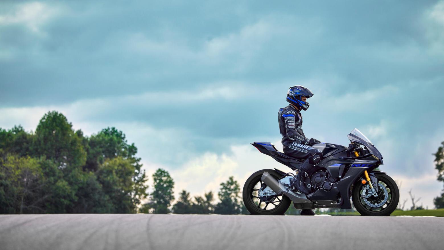 Yamaha R1M - 200hp, 113.3Nm tork, 350 km/h en yüksek hız