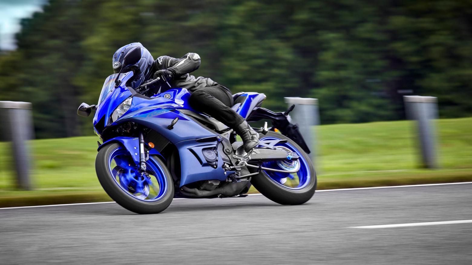 Yamaha R25 - 35.9hp, 22.6Nm tork, 193 km/h en yüksek hız