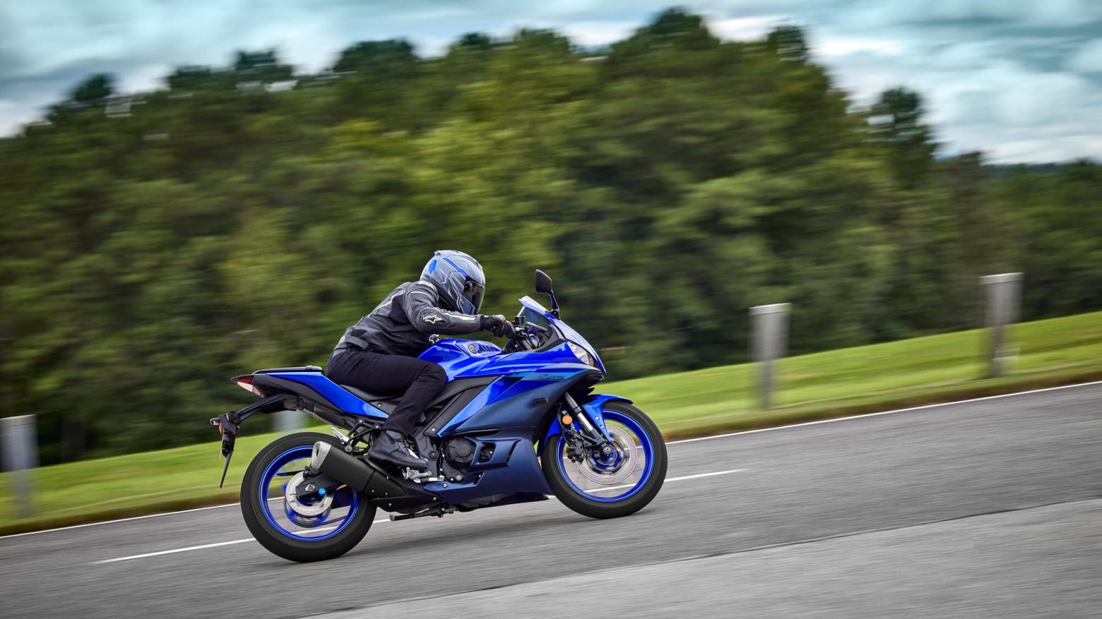 Yamaha R25 - 35.9hp, 22.6Nm tork, 193 km/h en yüksek hız