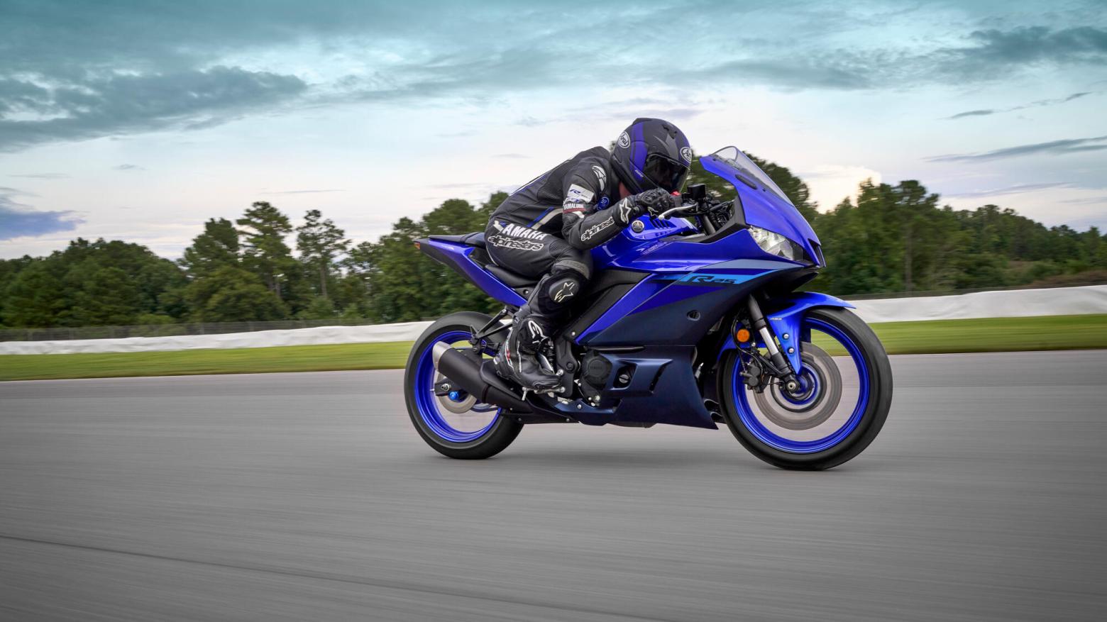 Yamaha R25 - 35.9hp, 22.6Nm tork, 193 km/h en yüksek hız