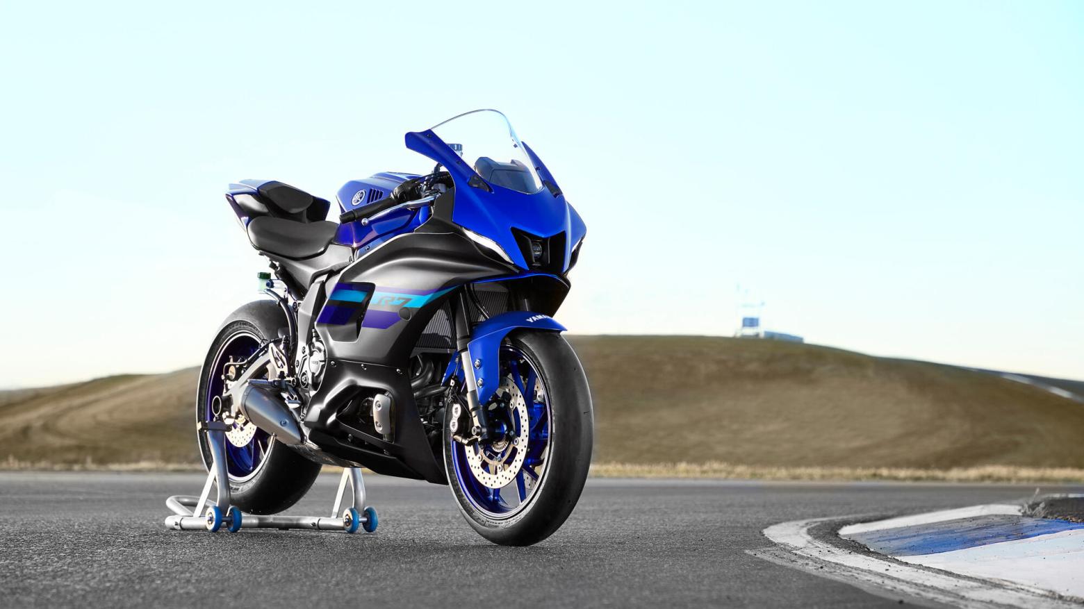 Yamaha R7 - 72.4hp, 67Nm tork, 235 km/h en yüksek hız